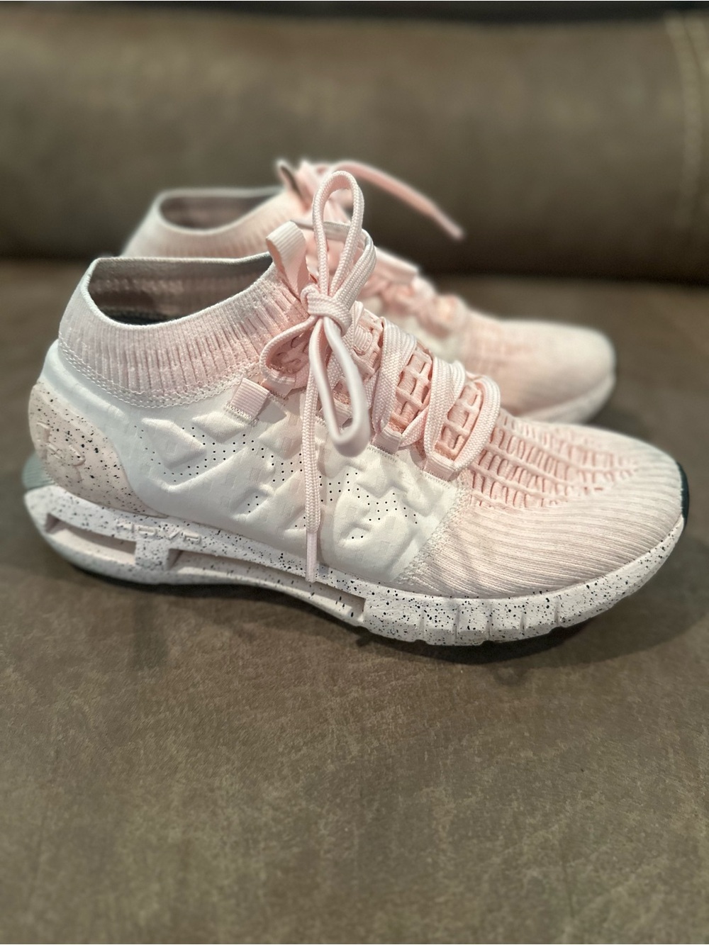 Under Armour Speedform 2.0 Pink Knit Sneakers 9.5